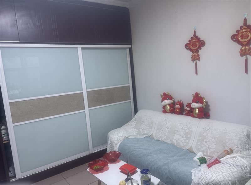 德政小區(qū)14號樓賣房