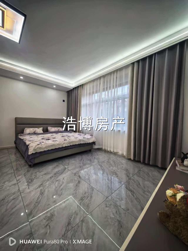 萬(wàn)寶小區(qū)出售