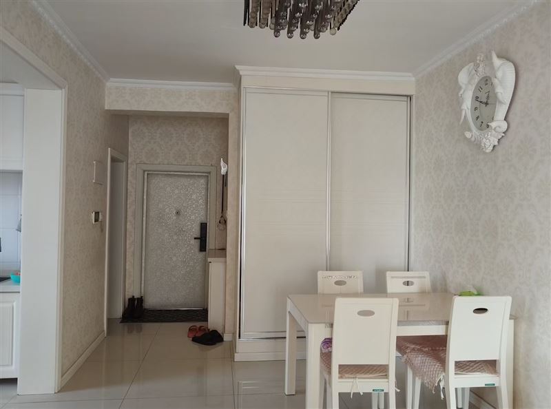 吉賣銀達(dá)高層