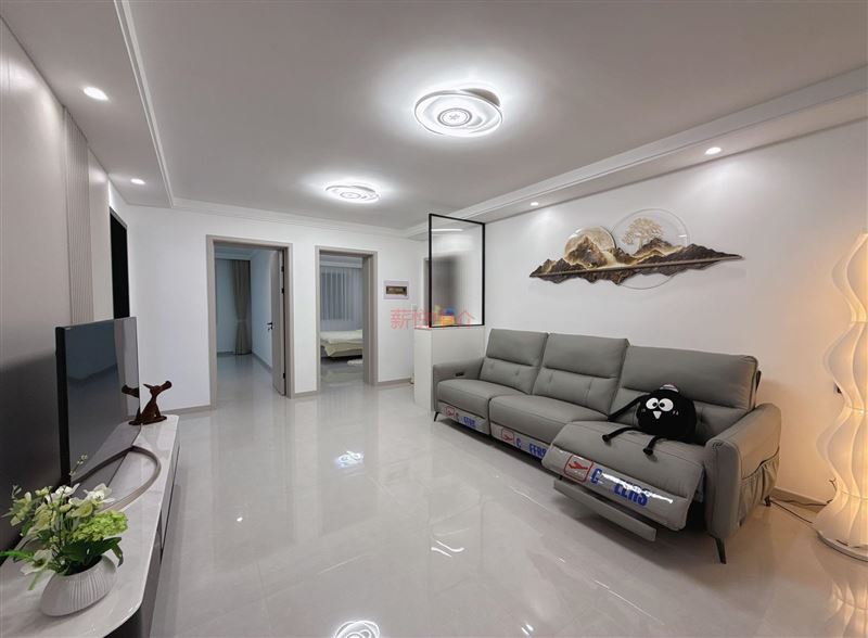 中級(jí)法院家屬樓3樓吉售