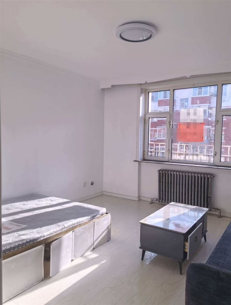 惠民小區(qū)4樓70平16.5萬